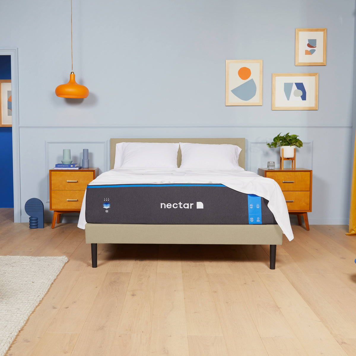 California King Size Button Tufted Bed Frame with Headboard L369