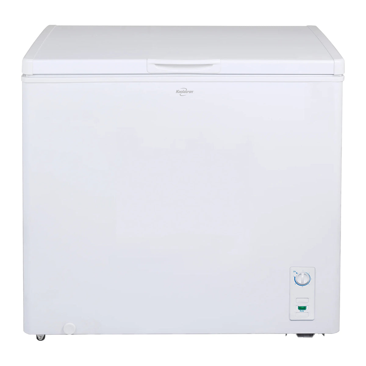 White 7.0 Cu. ft Chest Freezer O239